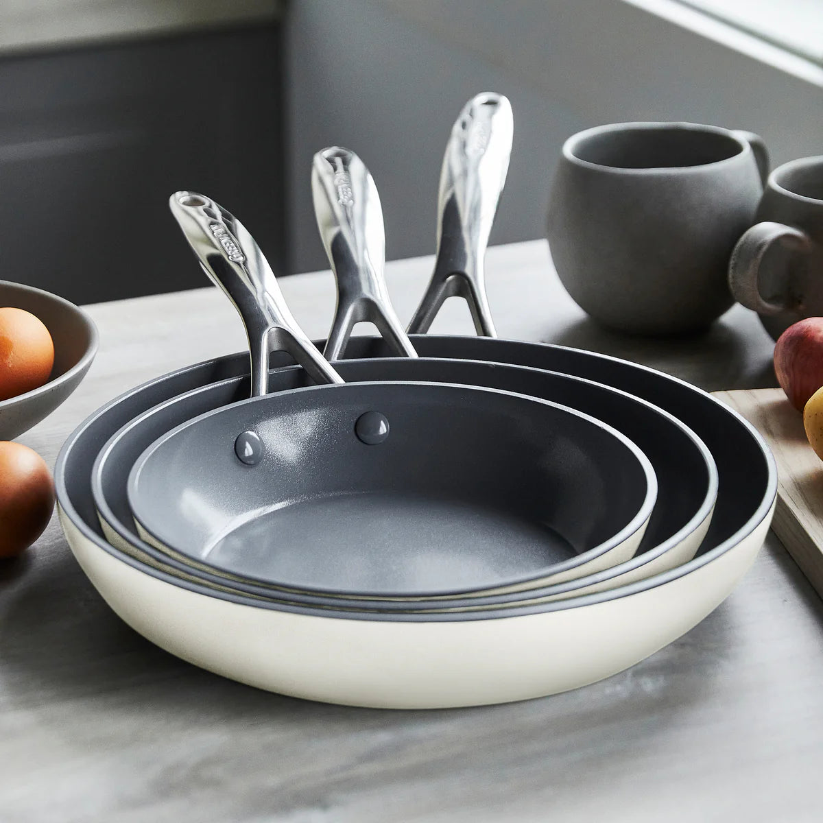 Valencia Pro Ceramic Nonstick 8", 9.5", and 11" Frypan Set | Cream