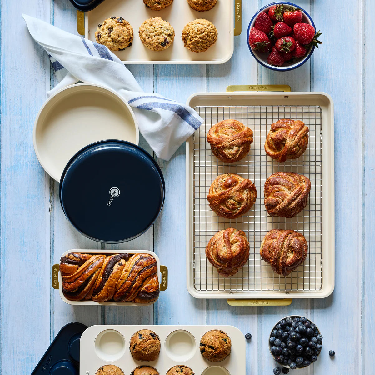 Reserve Bakeware 13" x 9" Rectangular Pan | Twilight