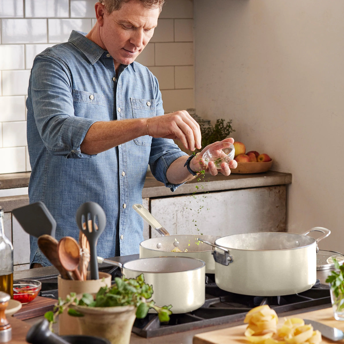 Bobby Flay by GreenPan Professional Ceramic Nonstick 16-Piece Cookware Set | Cream
