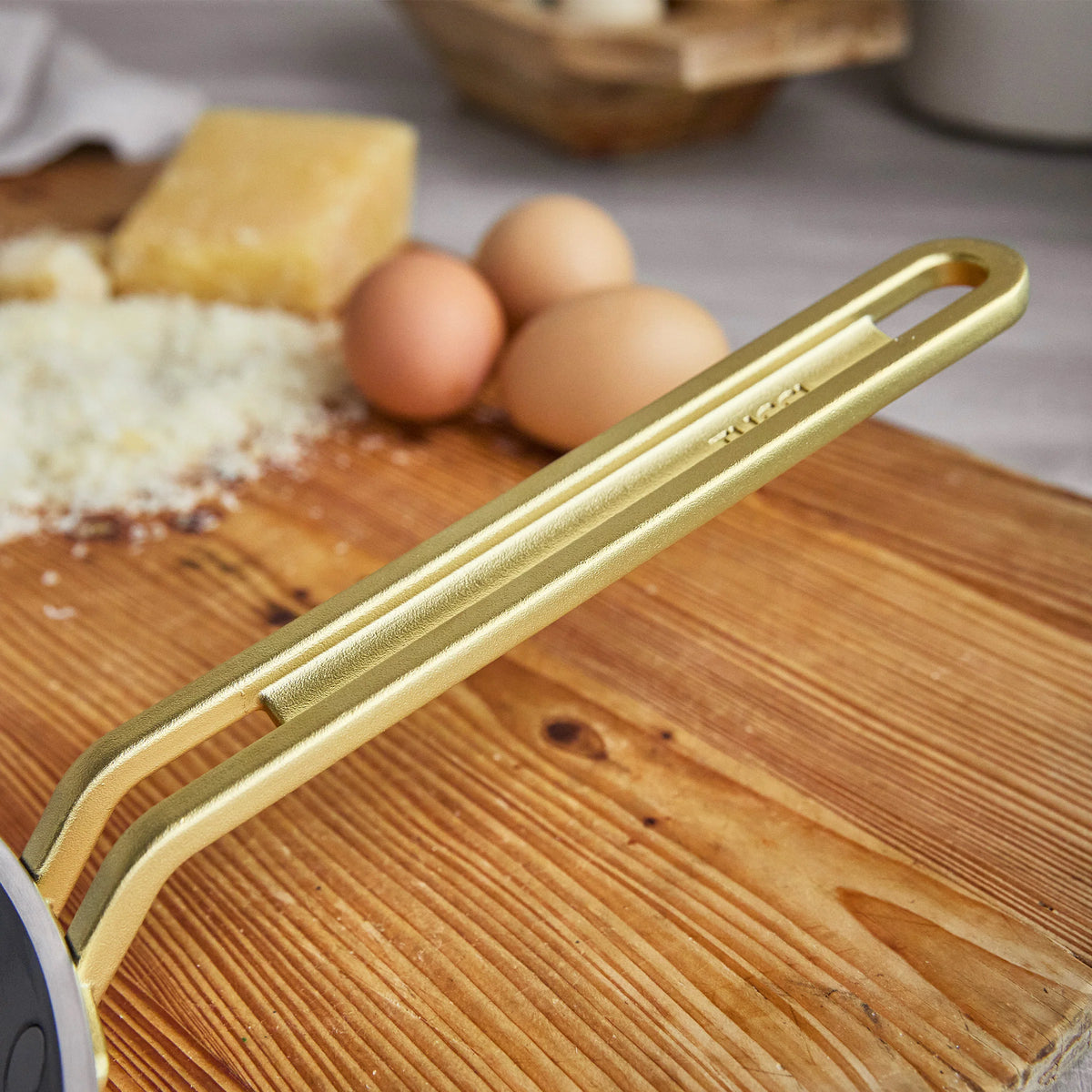 Stanley Tucci™ Ceramic Nonstick 10" Crepe and Omelette Pan | Roma Gold