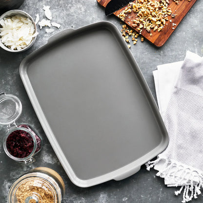 Premiere Ovenware Ceramic Nonstick 18" x 13" Half Sheet Pan | Gray