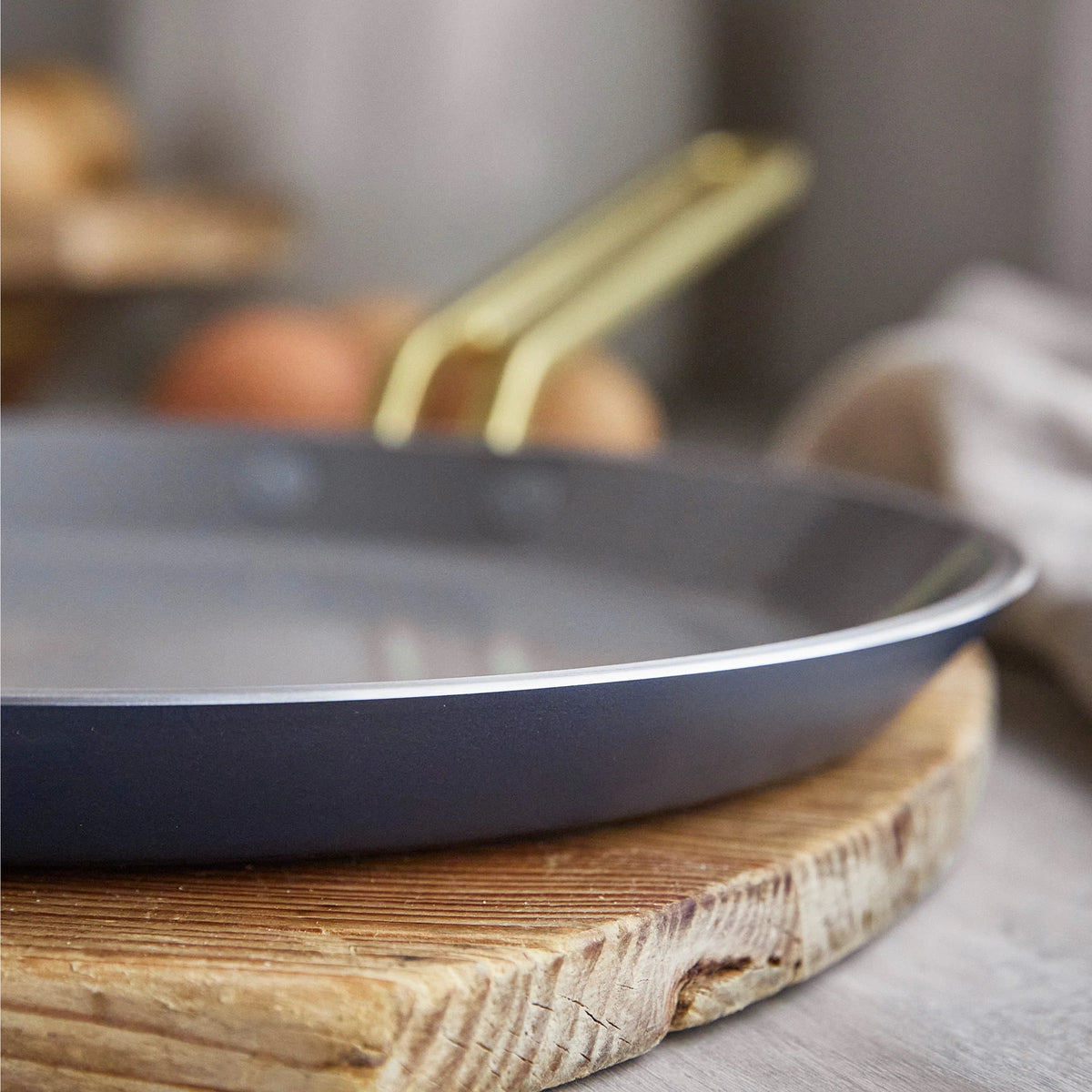 Stanley Tucci™ Ceramic Nonstick 10" Crepe and Omelette Pan | Marino Blue