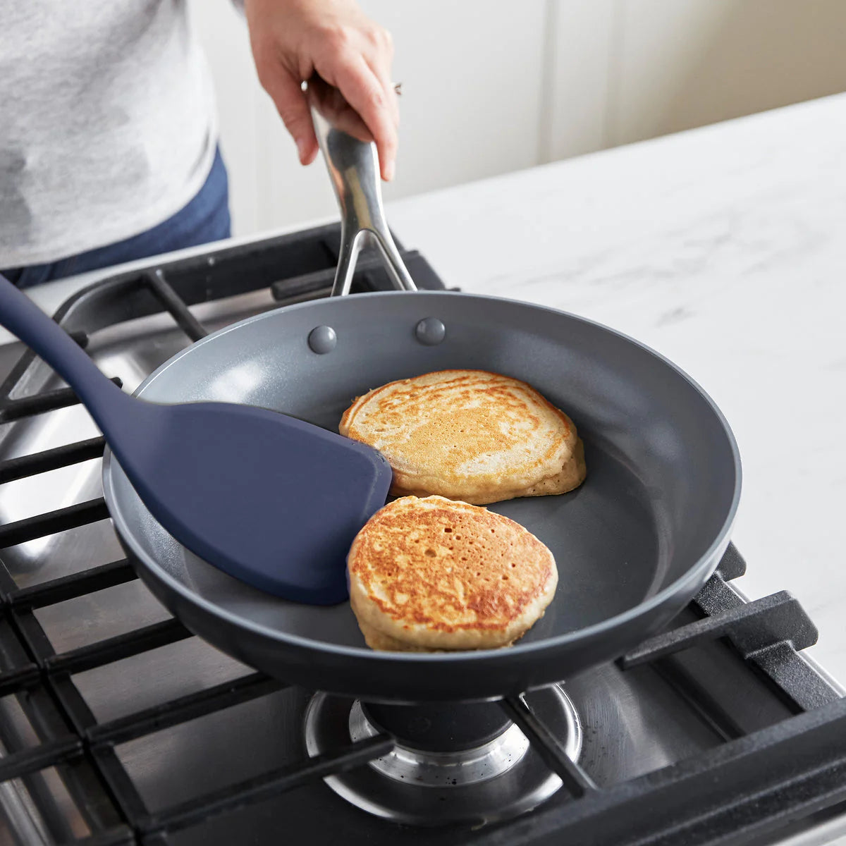Platinum Silicone Solid Turner | Navy