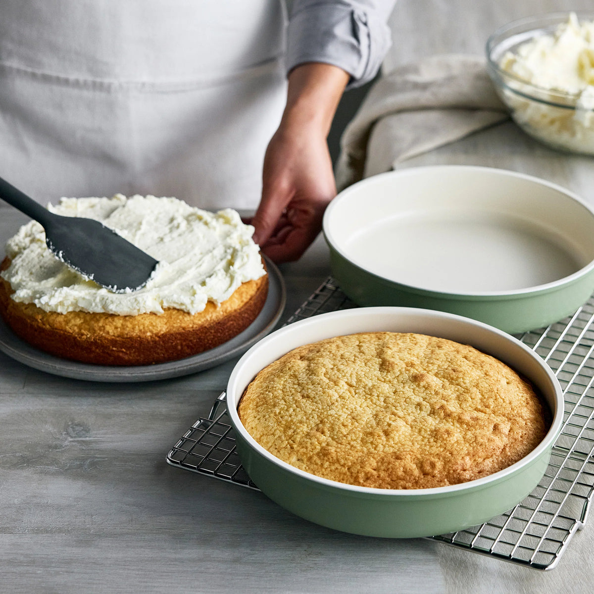 Reserve Pro 18-Piece Cookware & Bakeware Set | Sage