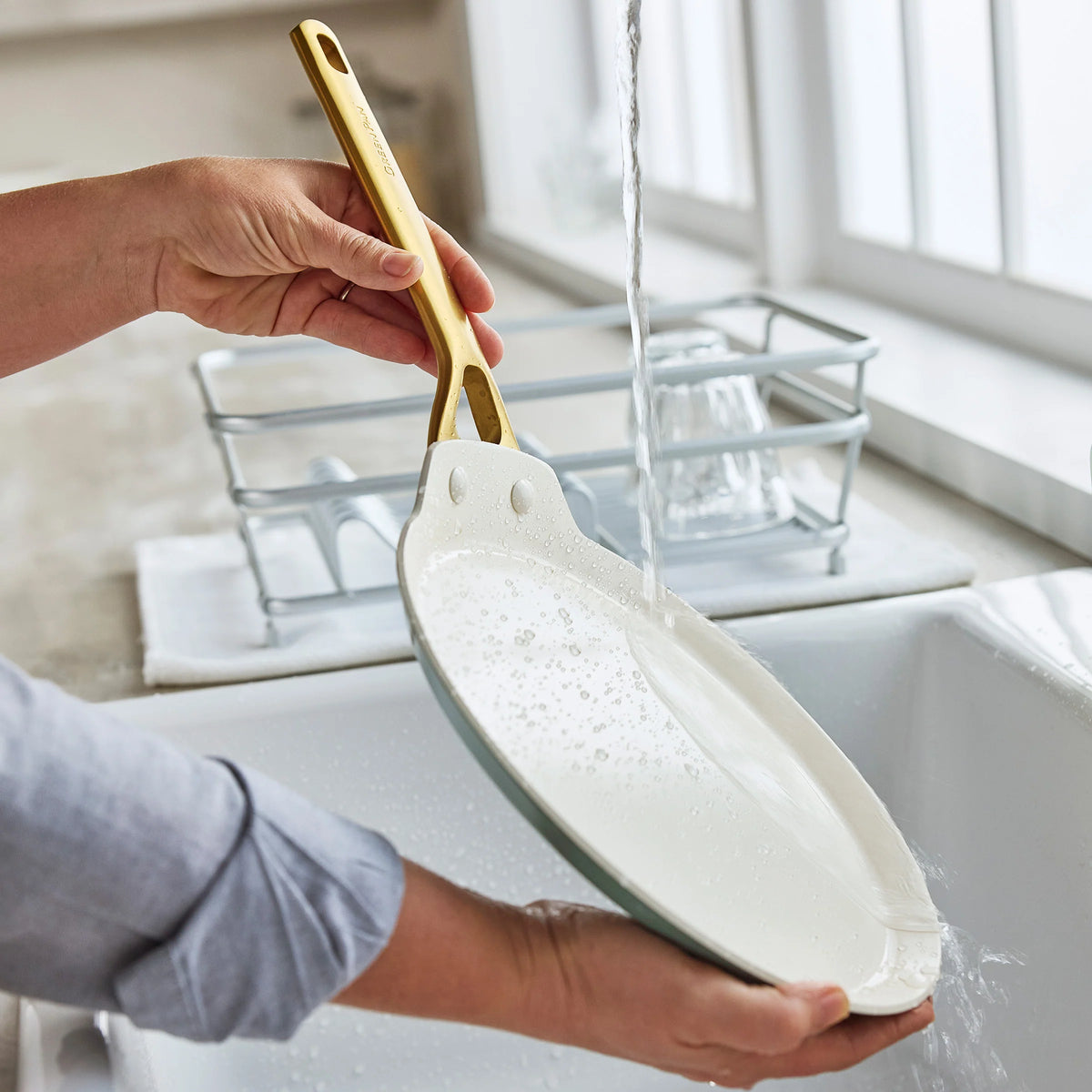 Reserve Pro Ceramic Nonstick 10" Crepe Pan | Moss