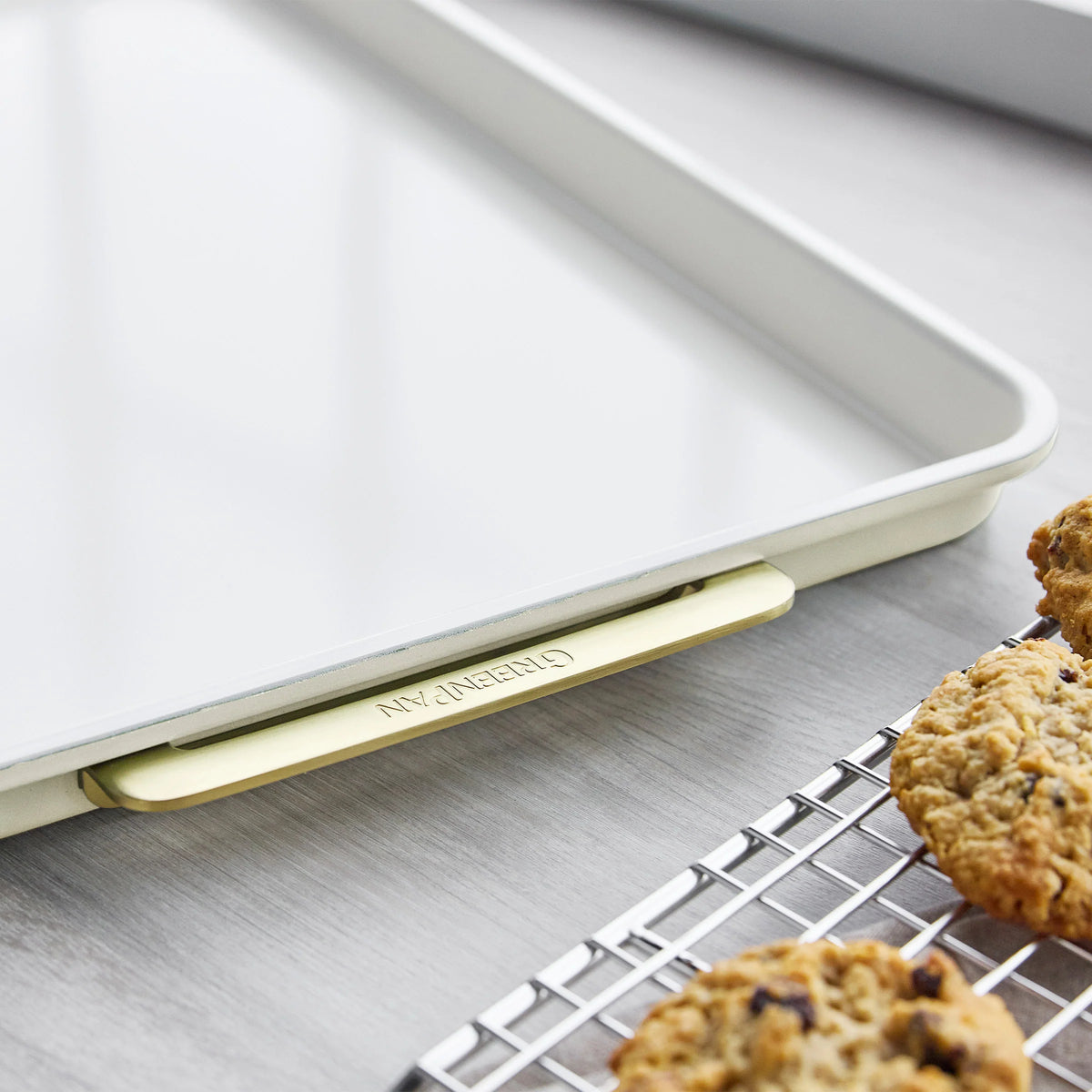 Reserve Bakeware 7-Piece Set | Cream