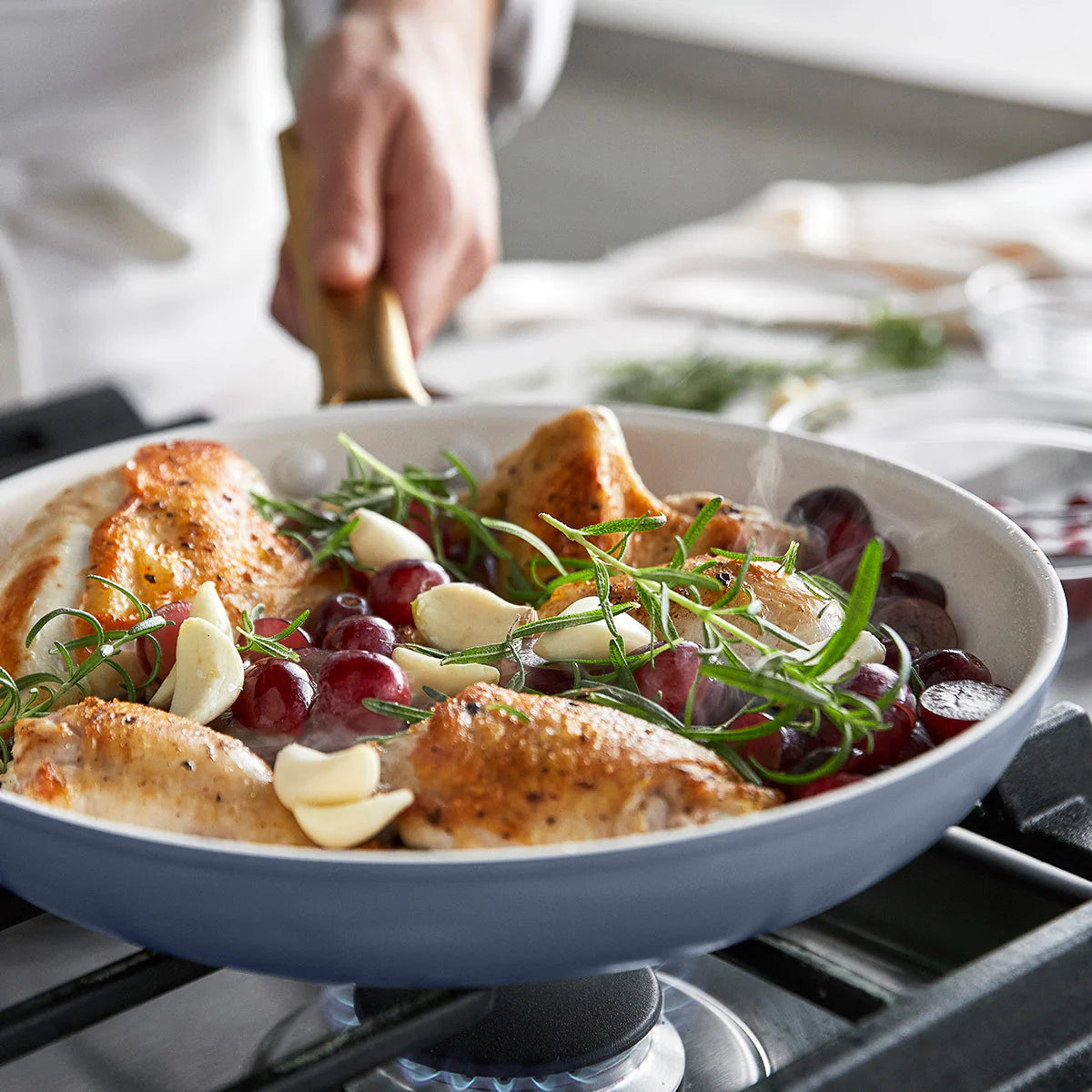 Reserve Pro Ceramic Nonstick 10-Piece Cookware Set | Ocean