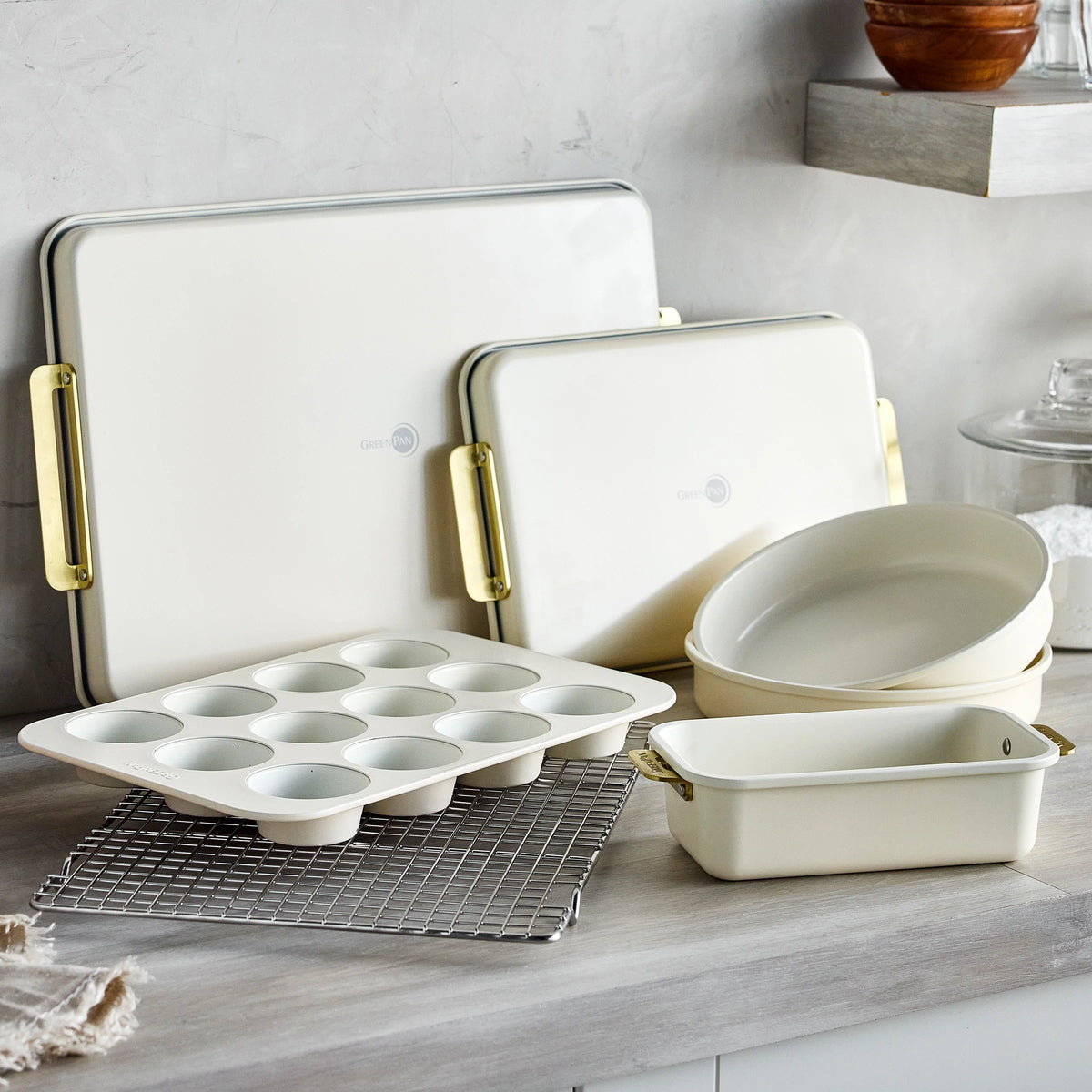 Reserve Pro 20-Piece Cookware & Bakeware Set | Cream