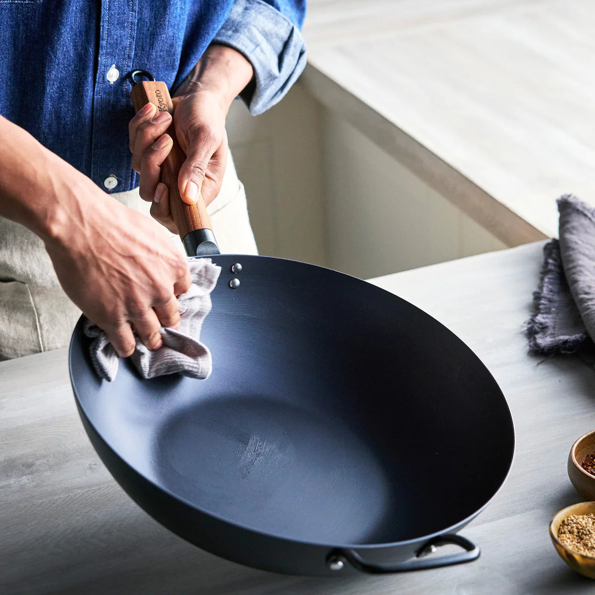Kyoto Carbon Steel 14" Wok