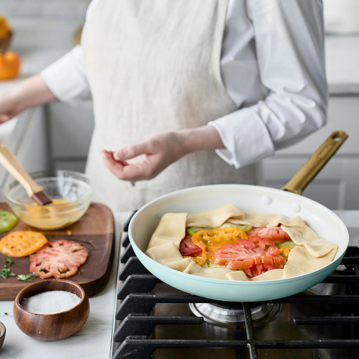 Reserve Pro Ceramic Nonstick 11-Piece Cookware Set | Seaside