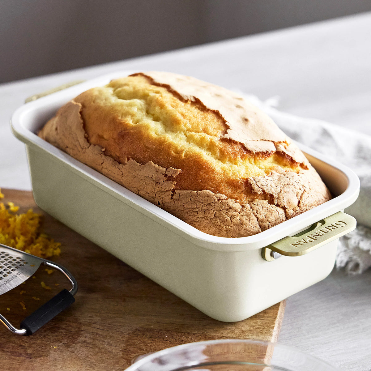 Reserve Bakeware 8" x 4" Loaf Pan | Cream