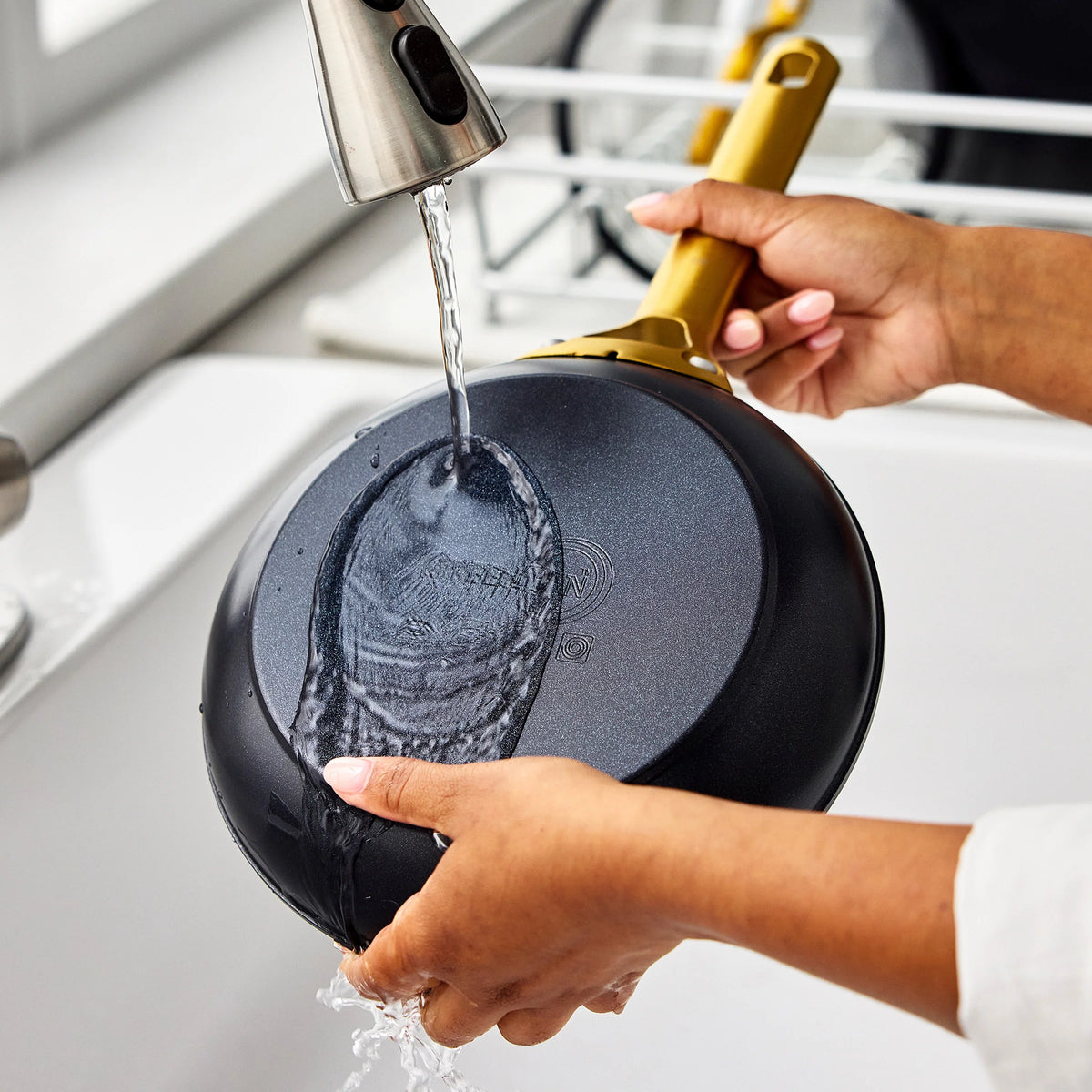 Reserve Pro Ceramic Nonstick 8" Frypan | Black