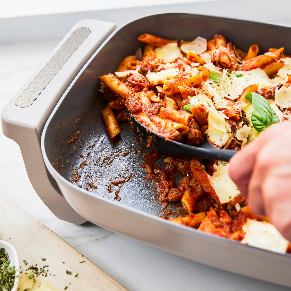 7-Quart Advanced Skillet | Clay