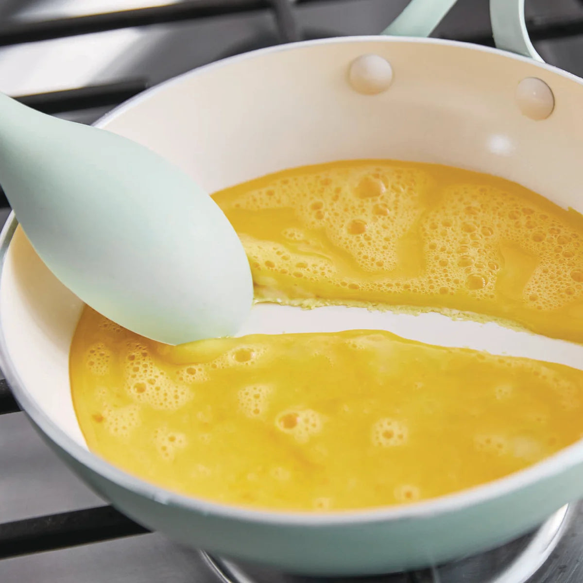 Nova Gallery Ceramic Nonstick 8" and 10" Frypan Set | Pistachio
