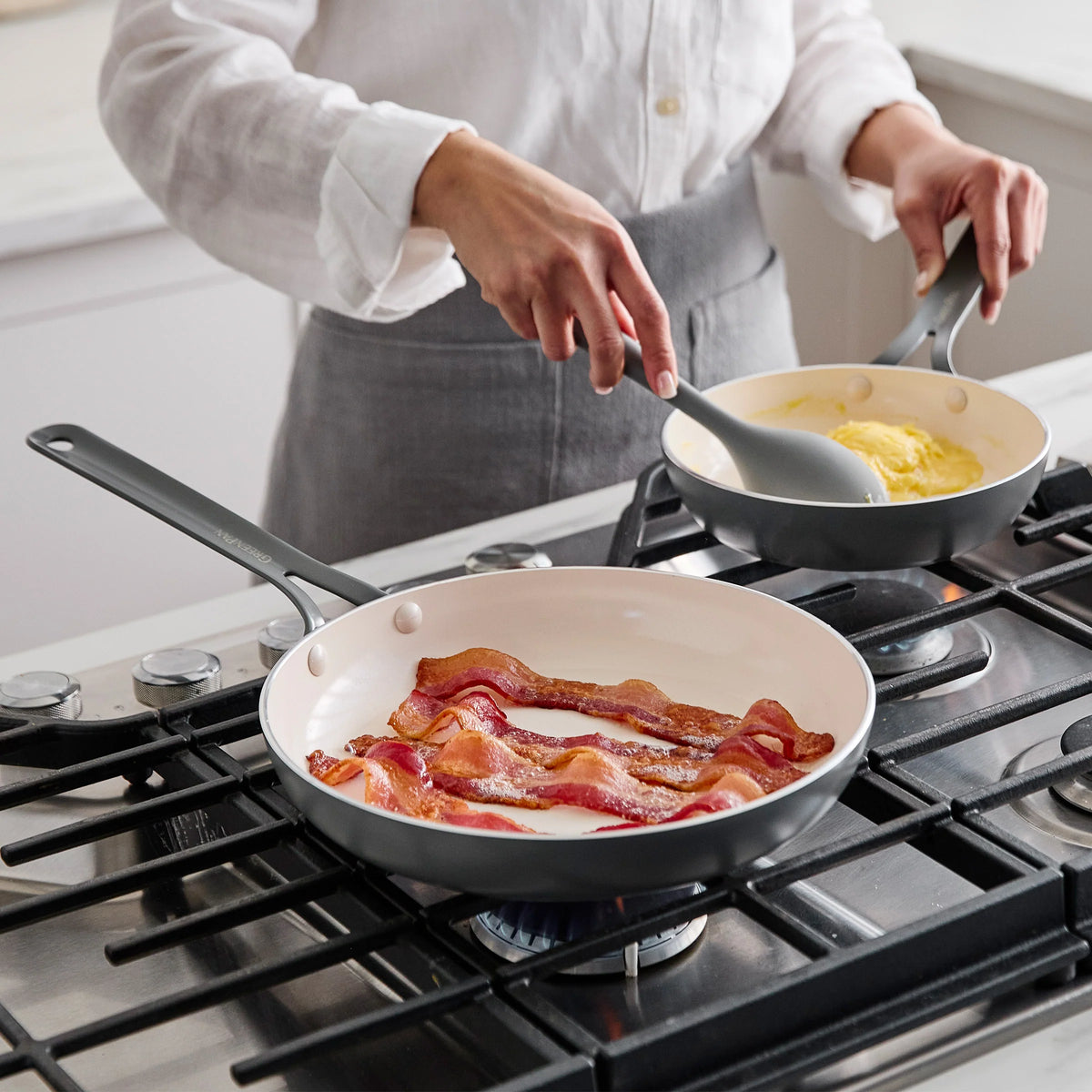 Nova Gallery Ceramic Nonstick 8" and 10" Frypan Set | Gray