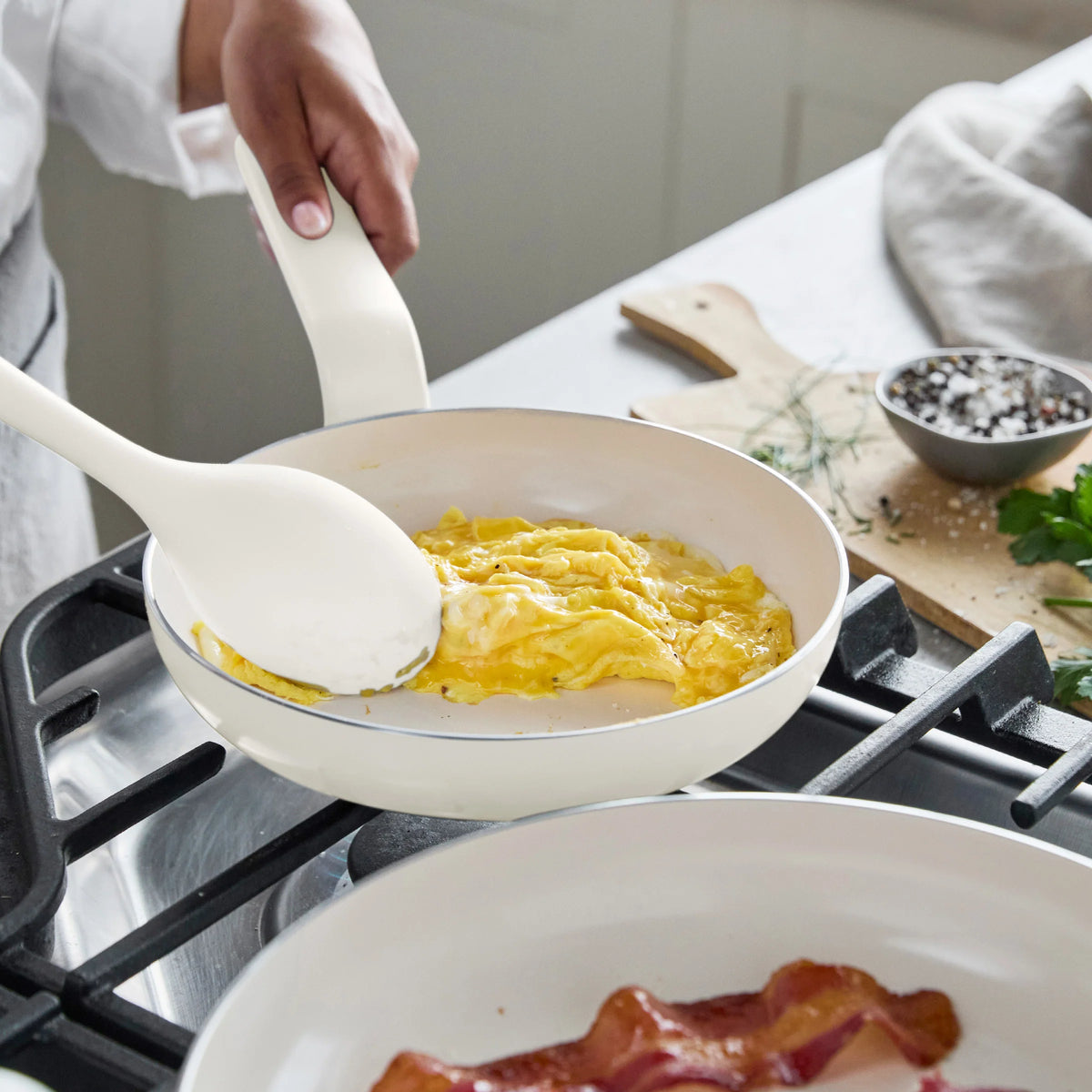 Rio Advanced Ceramic Nonstick 12-Piece Cookware Set | Cream