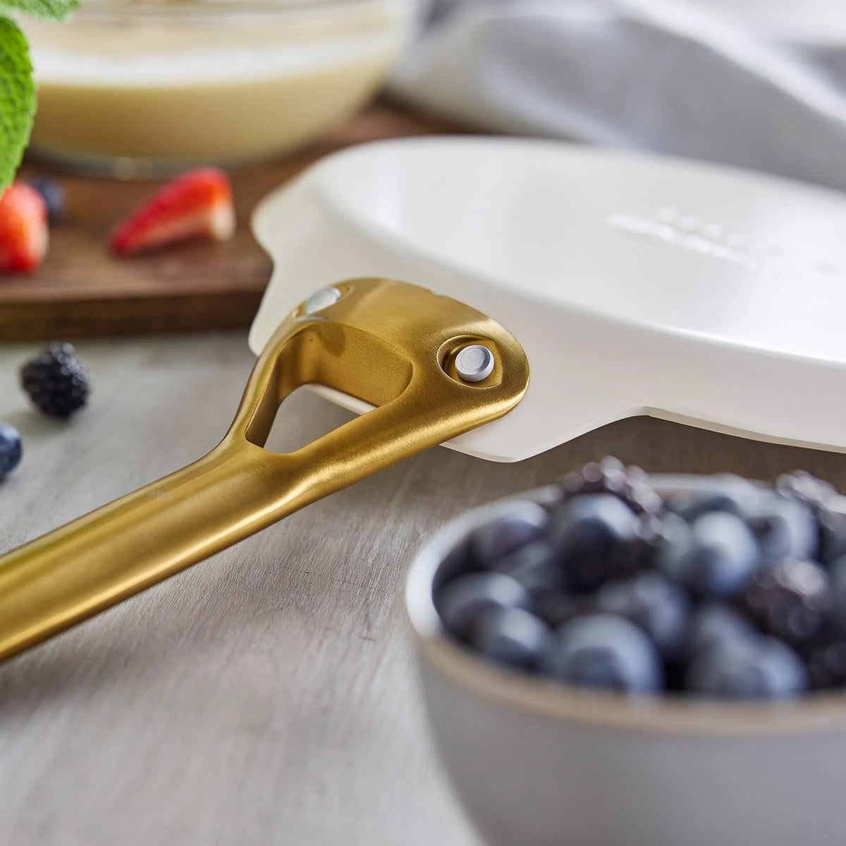 Reserve Pro Ceramic Nonstick 10" Crepe Pan | Cream