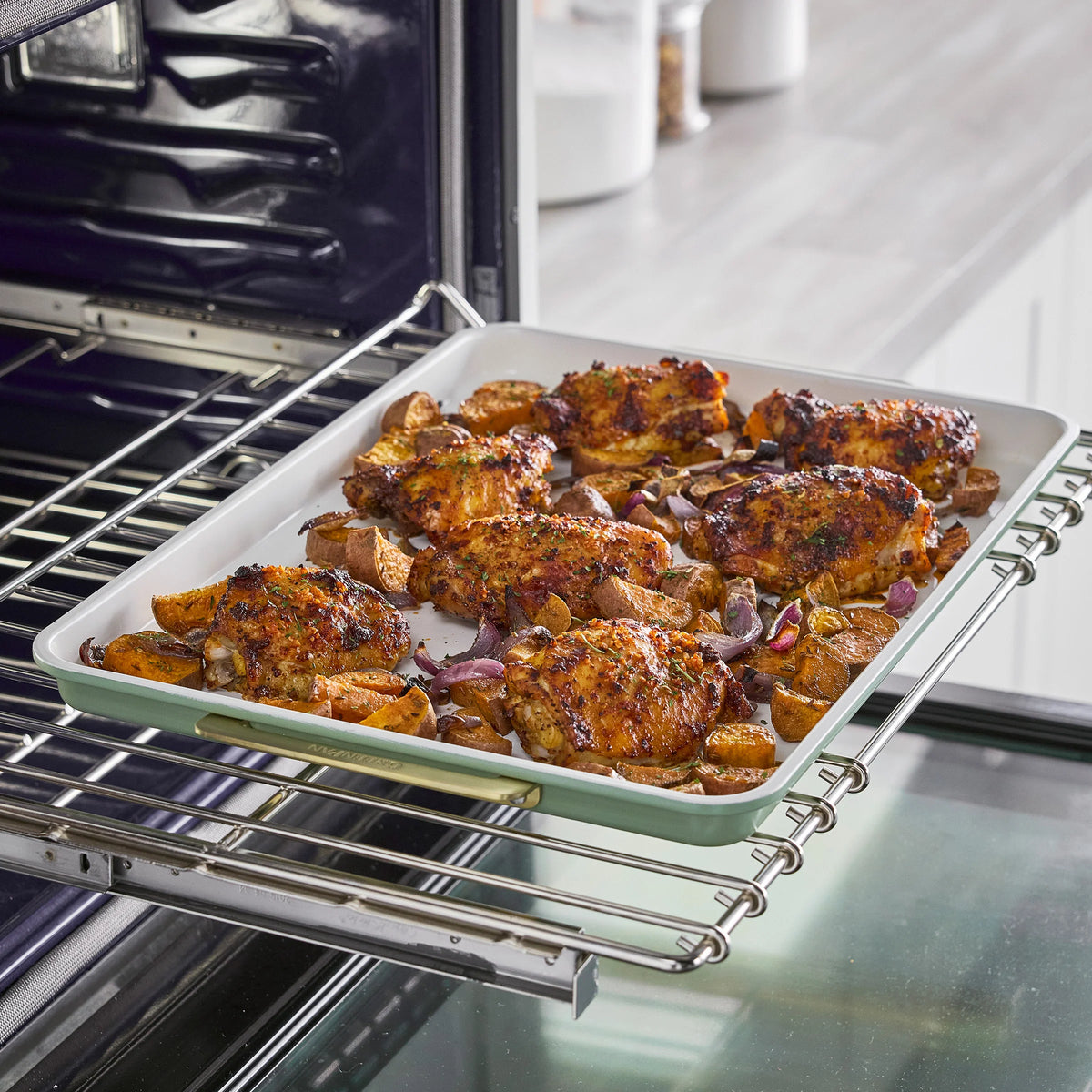 Reserve Bakeware 7-Piece Set | Sage