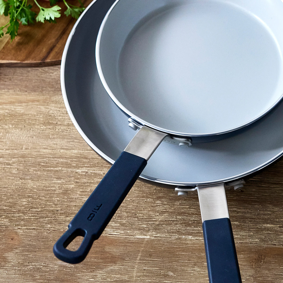 Bobby Flay by GreenPan Professional Ceramic Nonstick 16-Piece Cookware Set | Oxford Blue