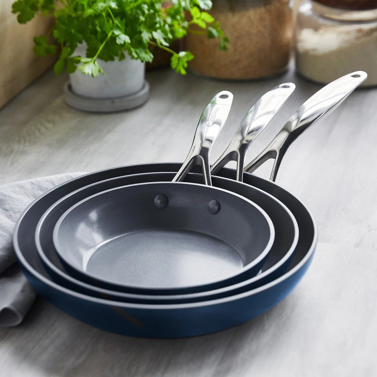Valencia Pro Ceramic Nonstick 8", 9.5", and 11" Frypan Set | Twilight