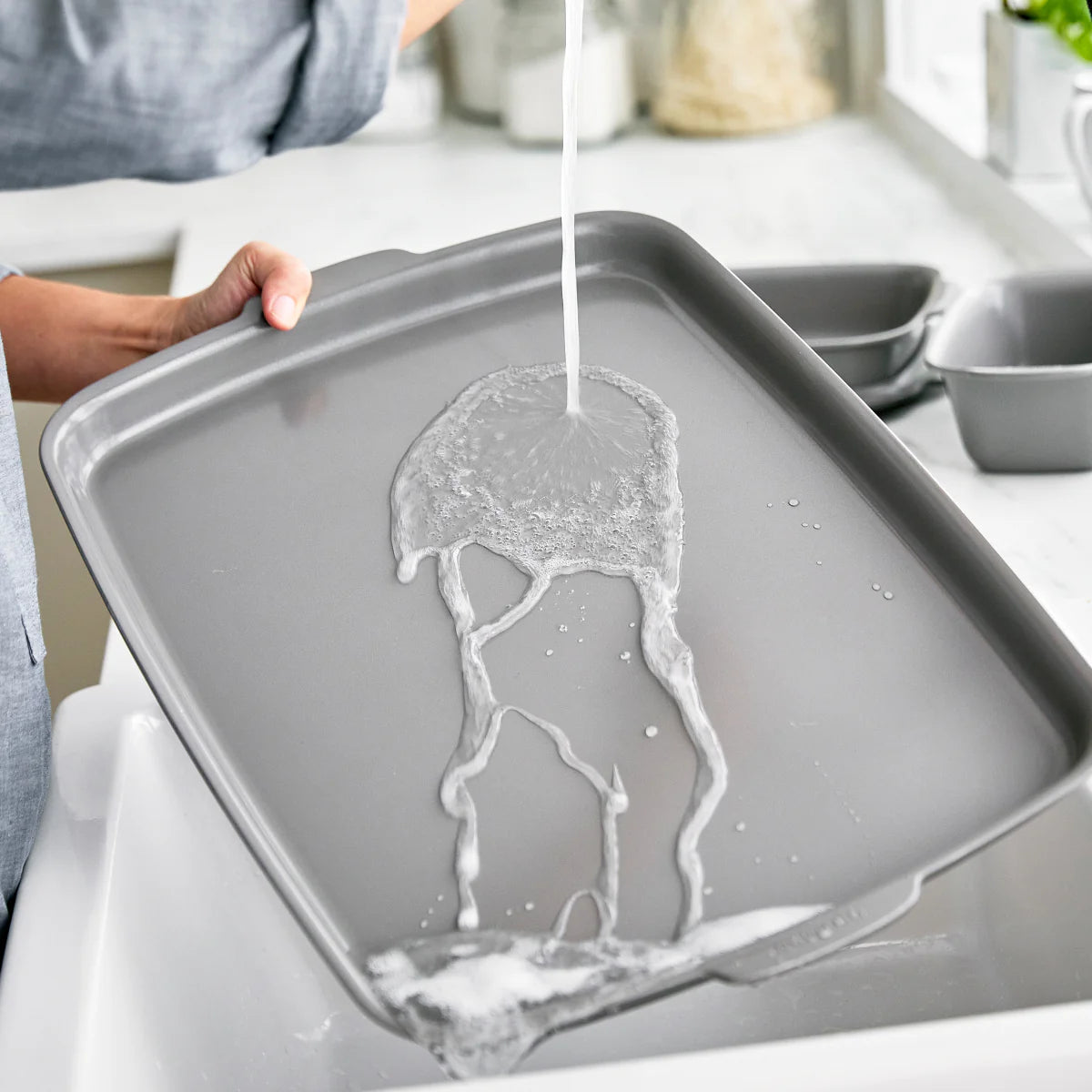 Premiere Ovenware Ceramic Nonstick 18" x 13" Half Sheet Pan | Gray