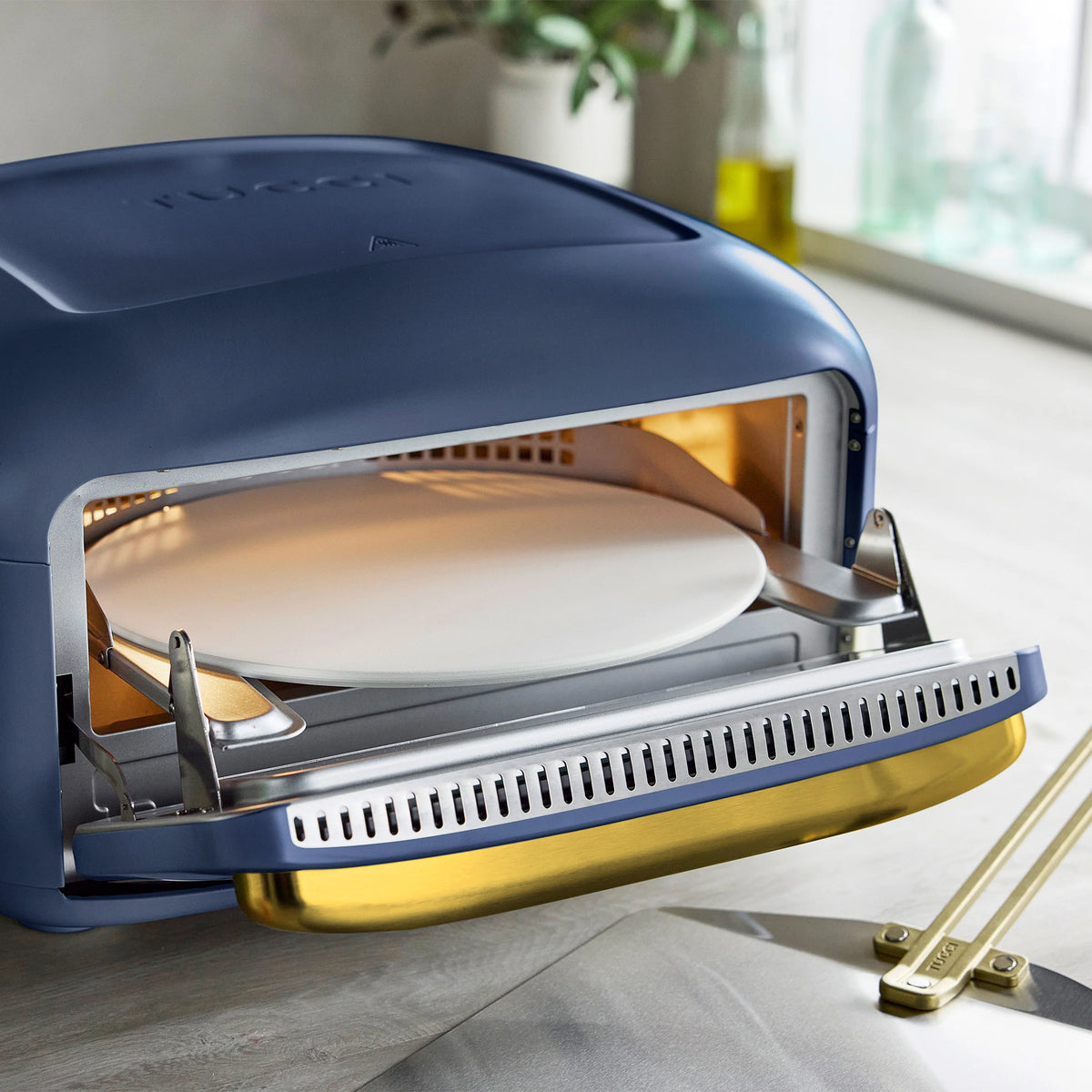Stanley Tucci™ Indoor and Outdoor Pizza Oven | Marino Blue