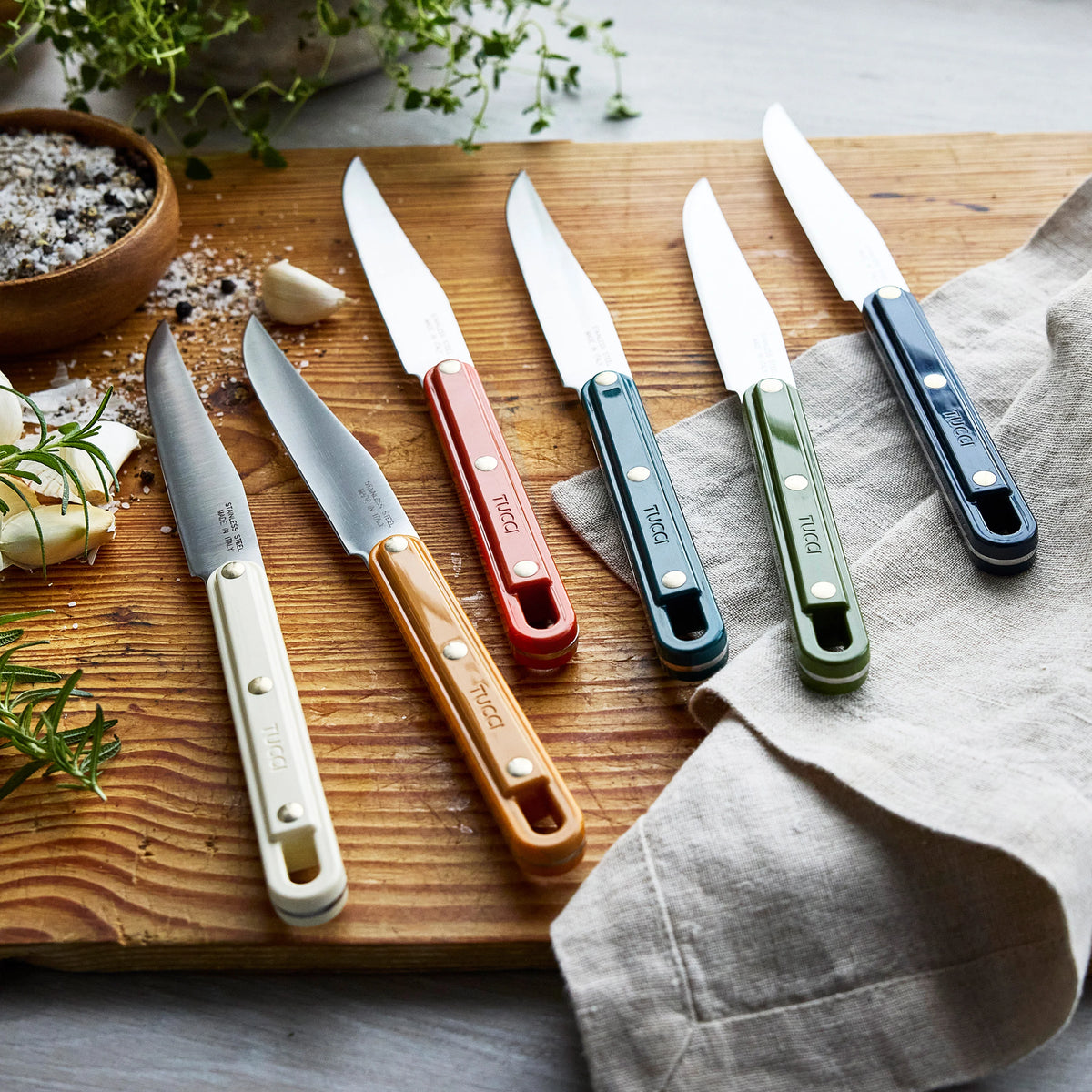 Stanley Tucci™ 6-Piece Steak Knife Set with Wood Tray | Multicolor