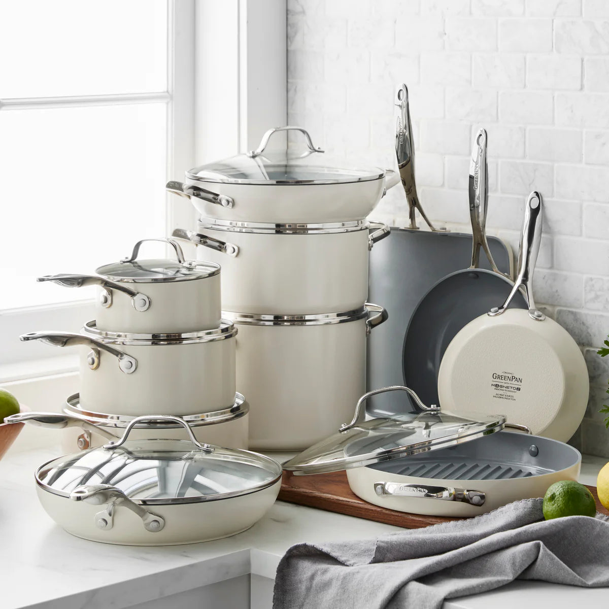 Valencia Pro Ceramic Nonstick 19-Piece Cookware Set | Cream