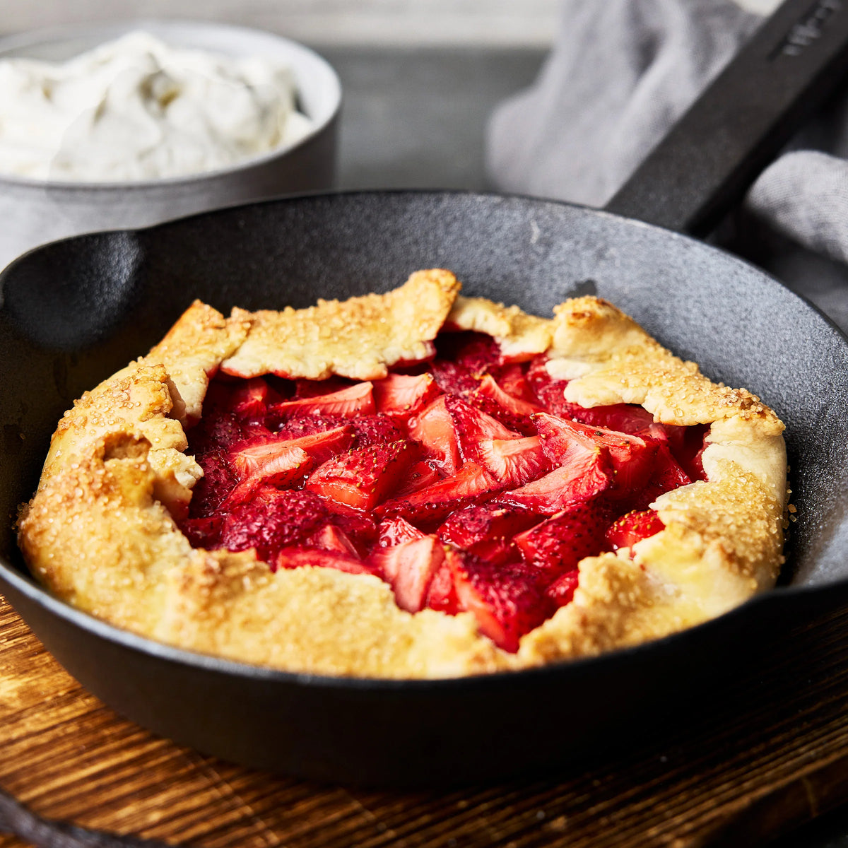 Bobby Flay by GreenPan 8" Cast Iron Frypan