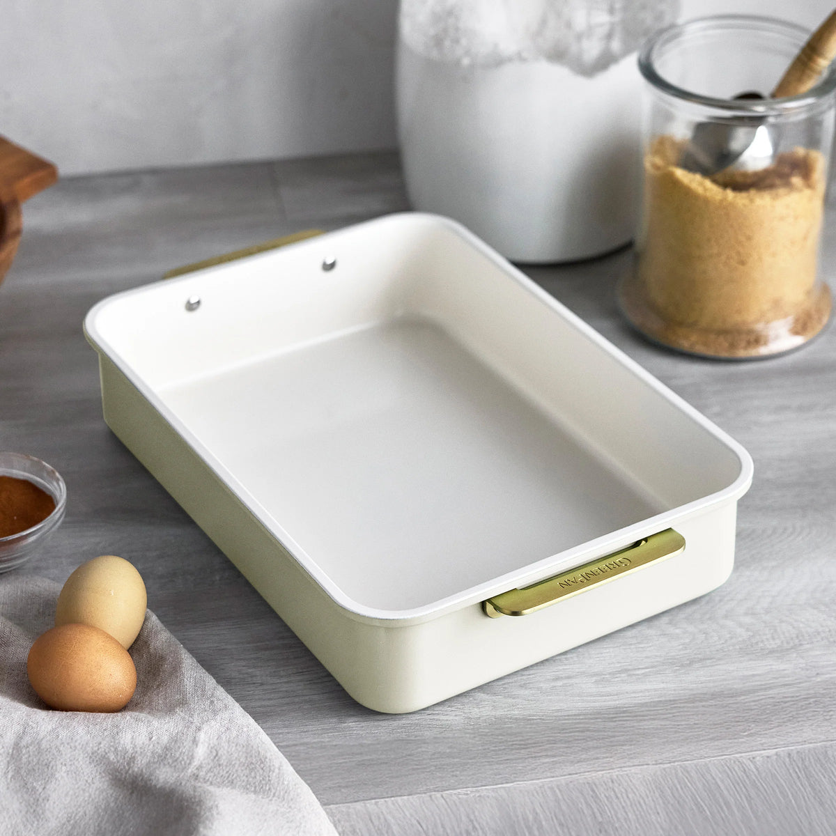 Reserve Pro 20-Piece Cookware & Bakeware Set | Cream