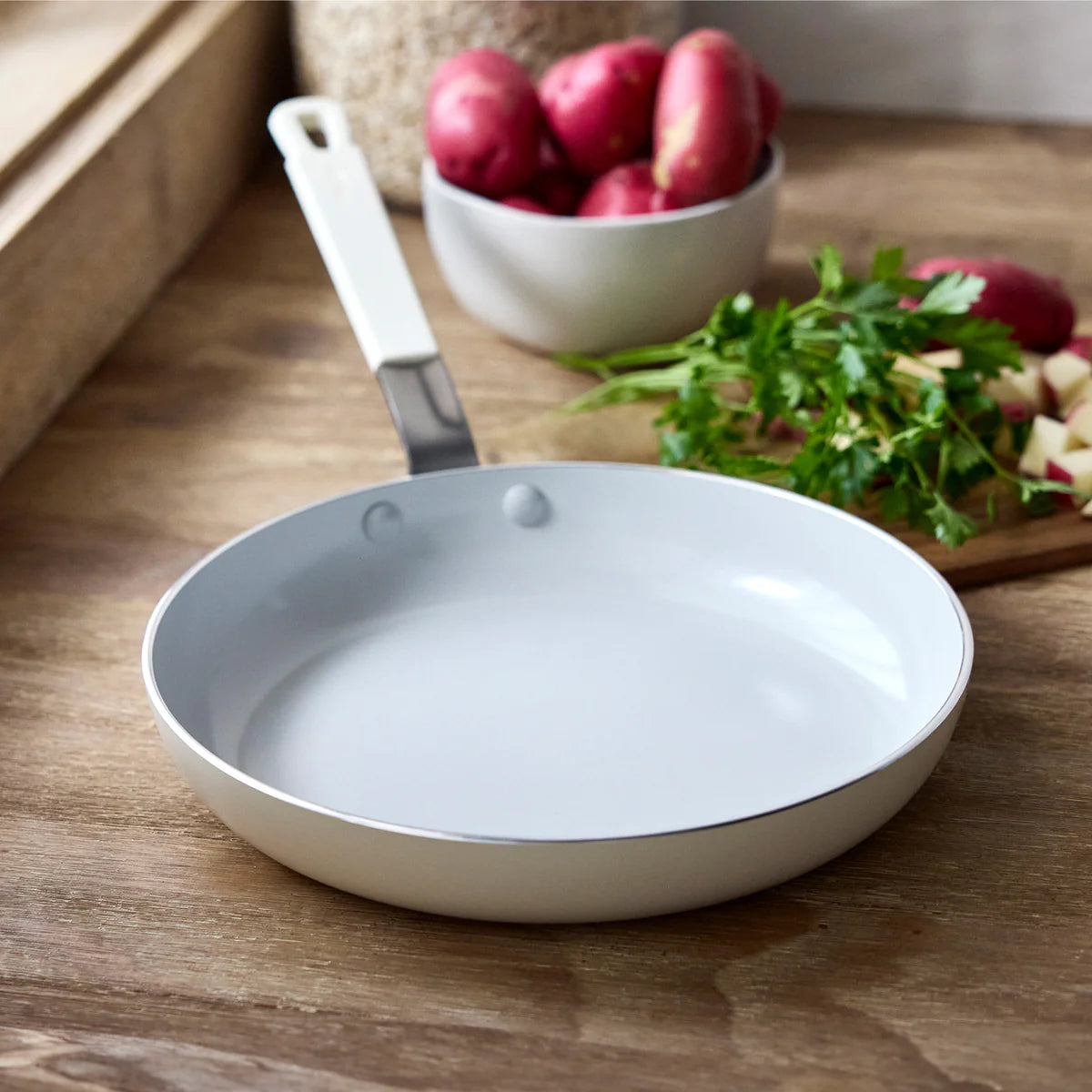 Bobby Flay by GreenPan Professional Ceramic Nonstick 8" Frypan | Cream