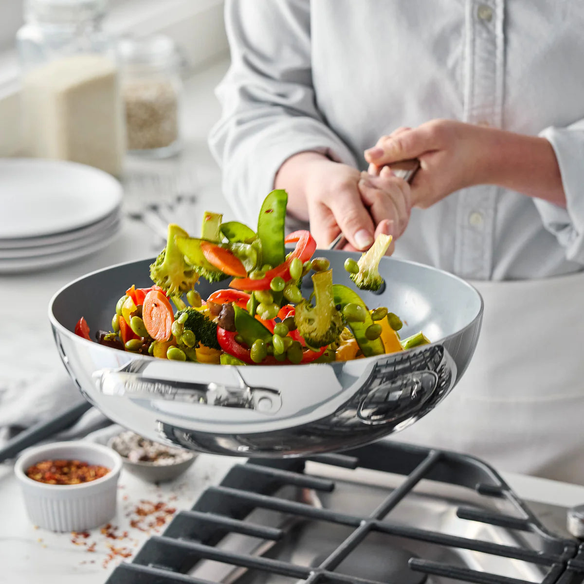 Valencia Pro Stainless Steel 12" Wok with Lid