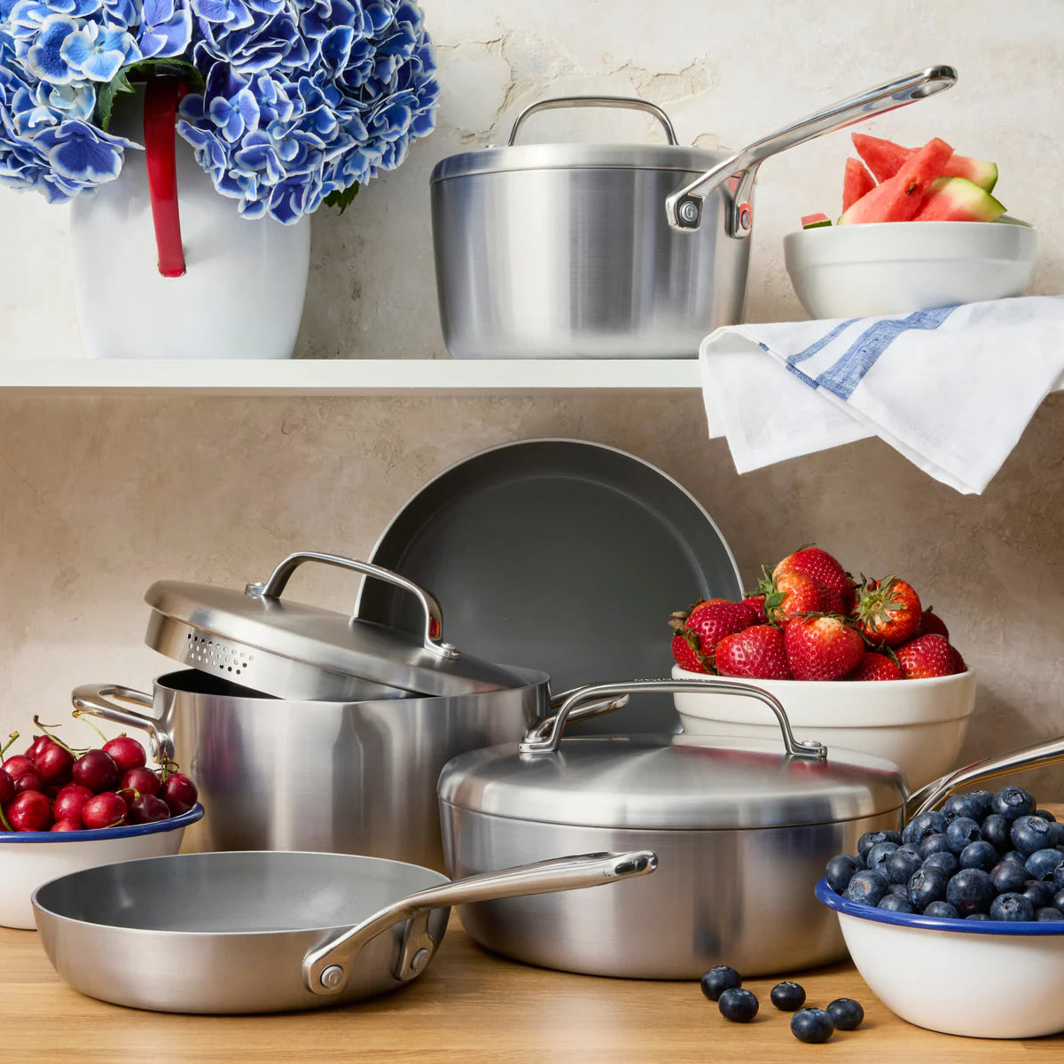 GP5 Stainless Steel 4-Quart Sauté Pan with Lid and Helper Handle | Mirror Handles