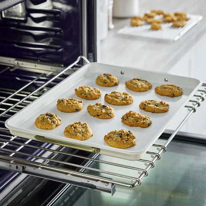 Reserve Bakeware 2-Piece Sheet Pan Set | Cream