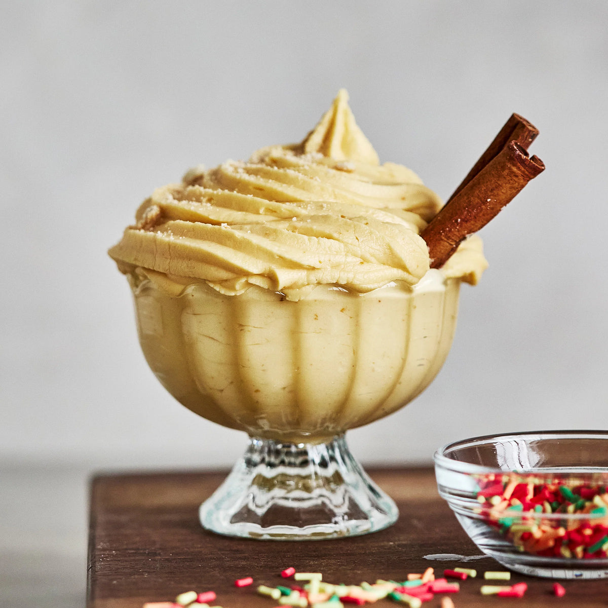 Frost Classic Ice Cream & Frozen Drink Recipe Book