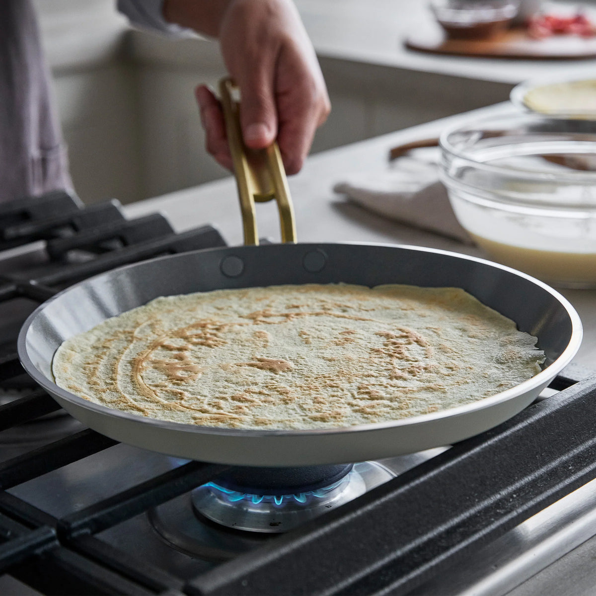 Stanley Tucci™ Ceramic Nonstick 10" Crepe and Omelette Pan | Carrara White